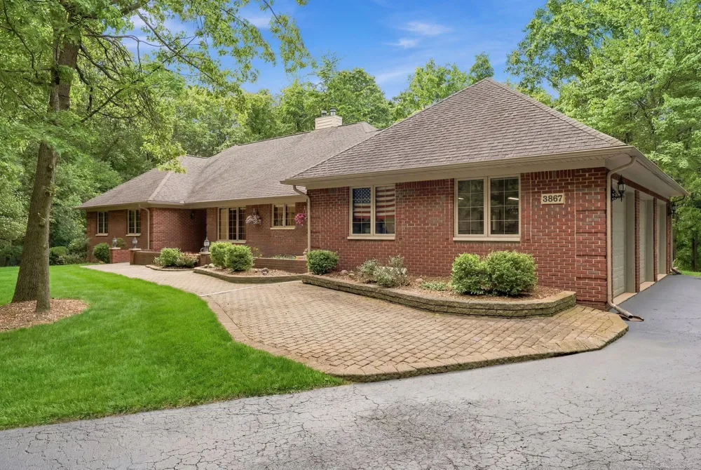 3867 Nutcracker Court Addison Township, MI 48370