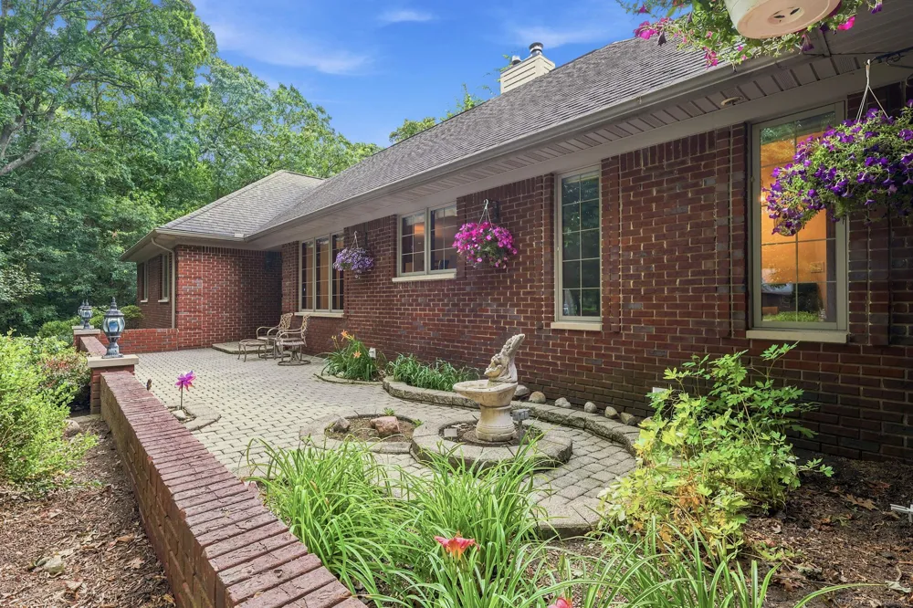 3867 Nutcracker Court Addison Township, MI 48370