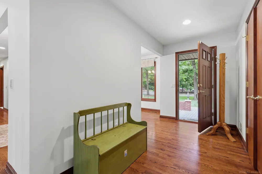 3867 Nutcracker Court Addison Township, MI 48370