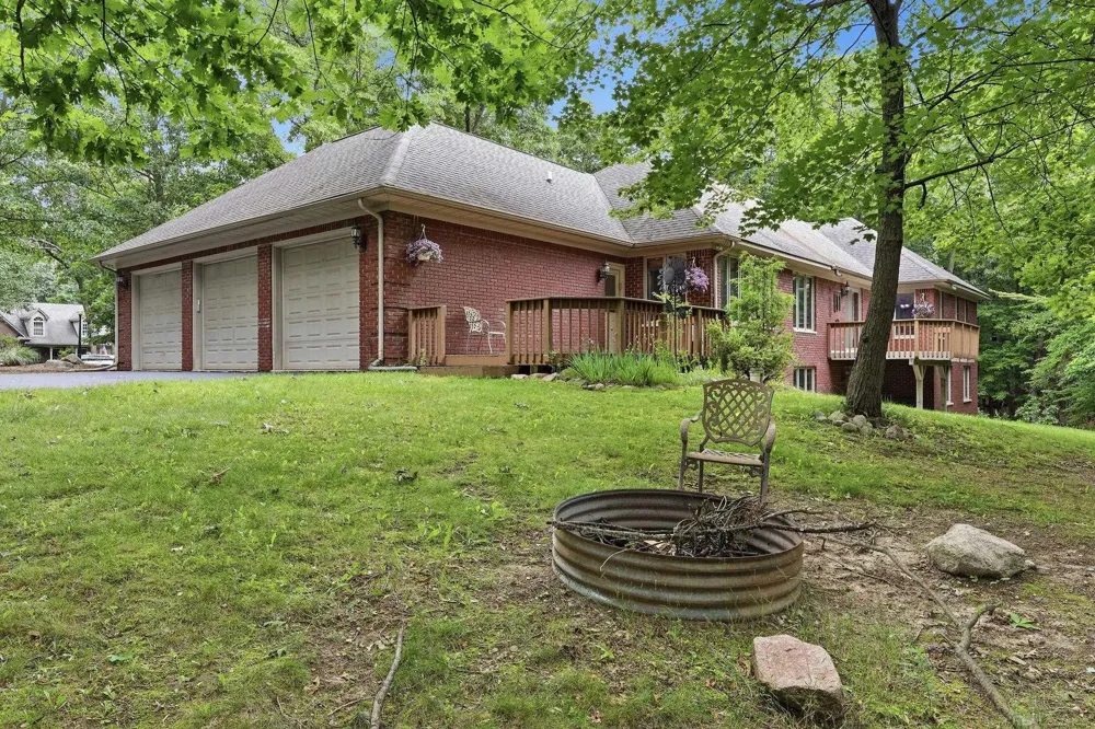 3867 Nutcracker Court Addison Township, MI 48370