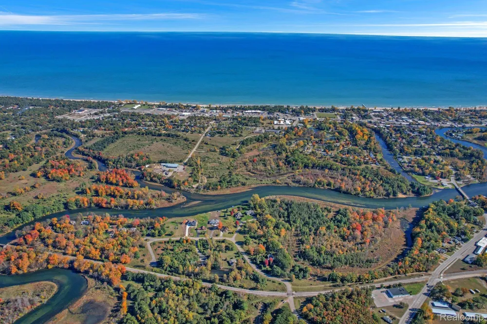Riverbend Court Oscoda Charter Township, MI 48750