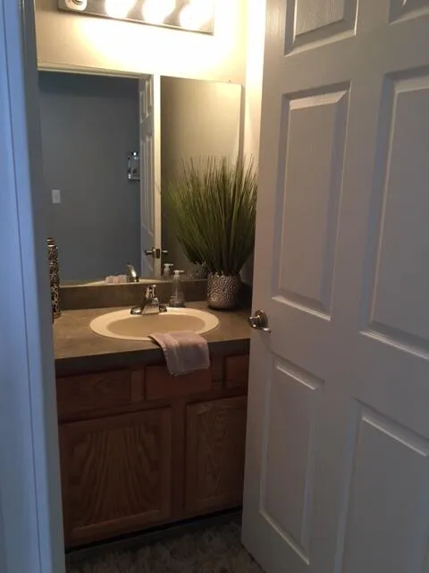 15459 Cornell Drive Clinton Charter Township, MI 48038