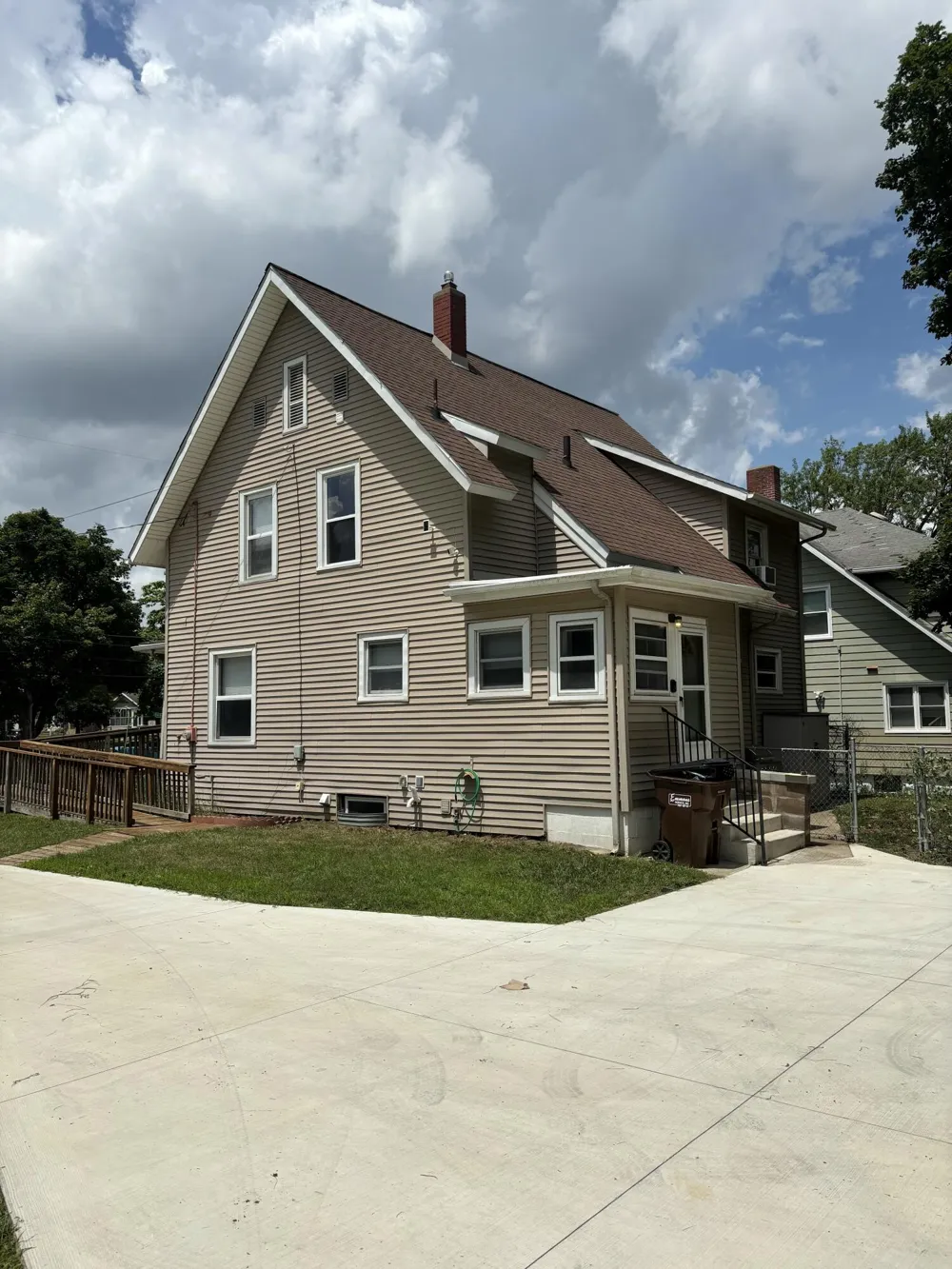 1021 Carl Breeding Way Jackson City, MI 49203