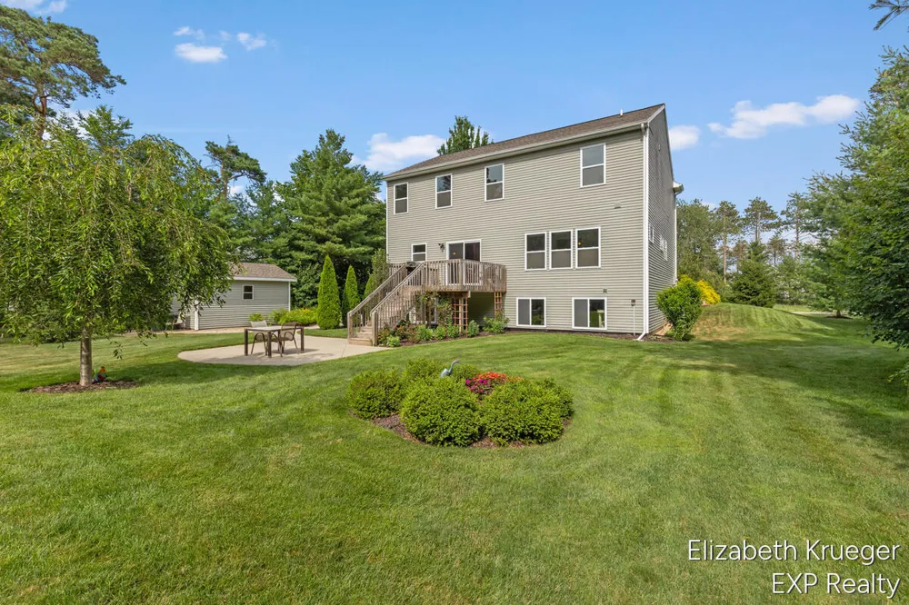 5951 S Sheridan Drive Fruitport Charter Township, MI 49444