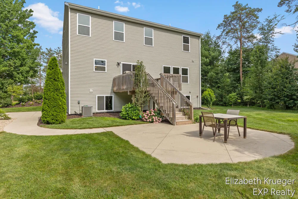 5951 S Sheridan Drive Fruitport Charter Township, MI 49444