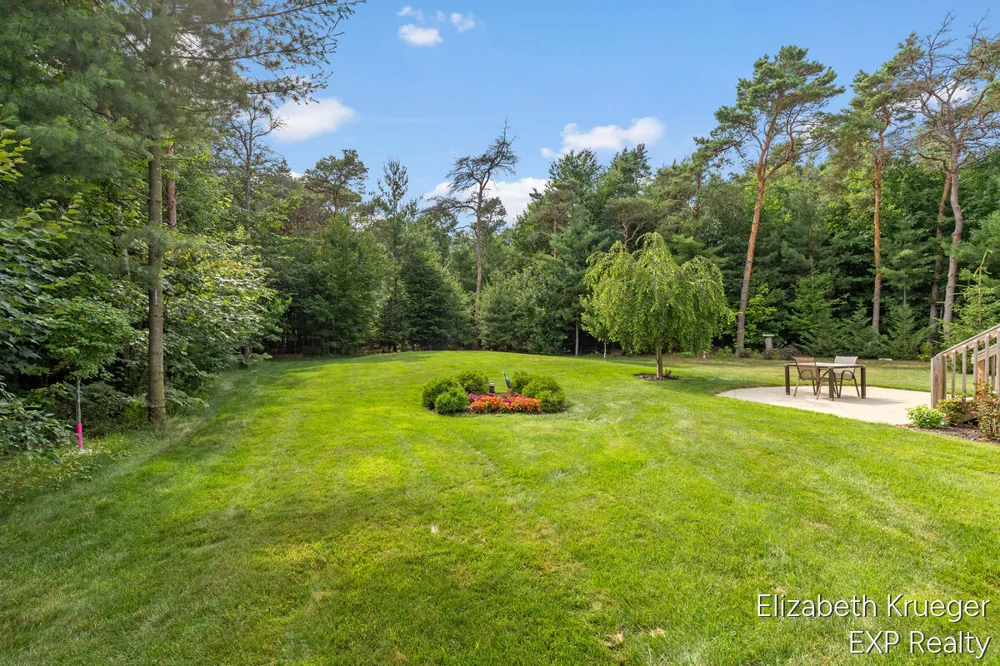 5951 S Sheridan Drive Fruitport Charter Township, MI 49444