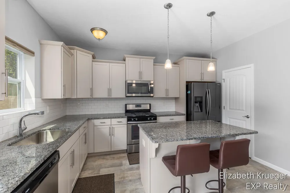 5951 S Sheridan Drive Fruitport Charter Township, MI 49444