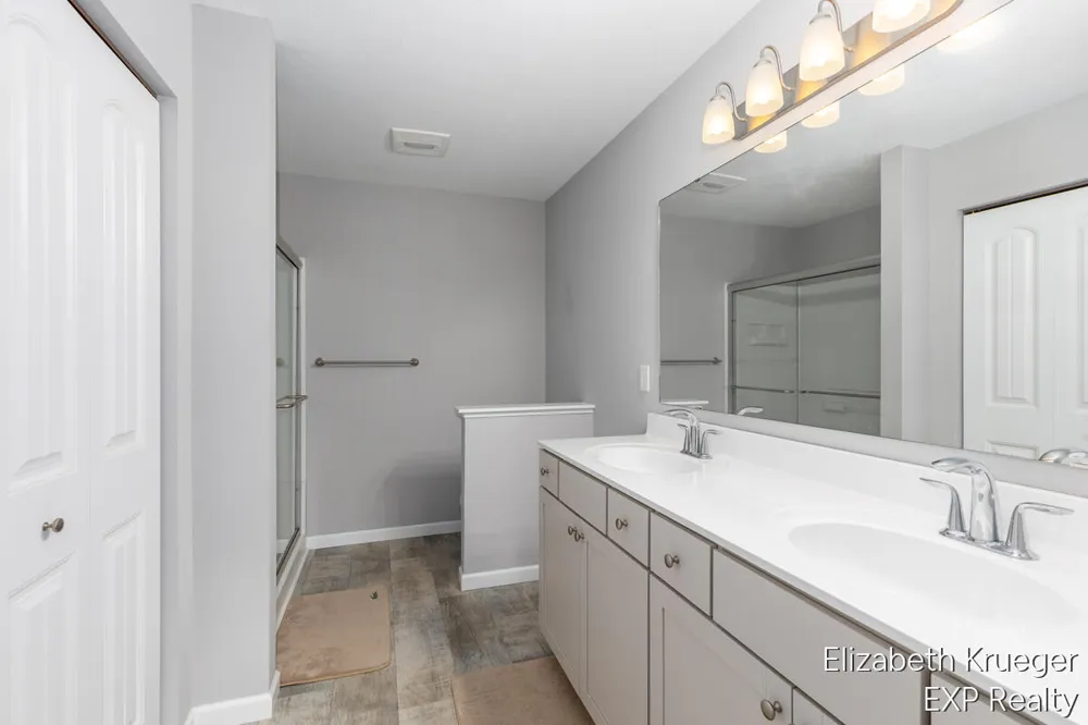 5951 S Sheridan Drive Fruitport Charter Township, MI 49444