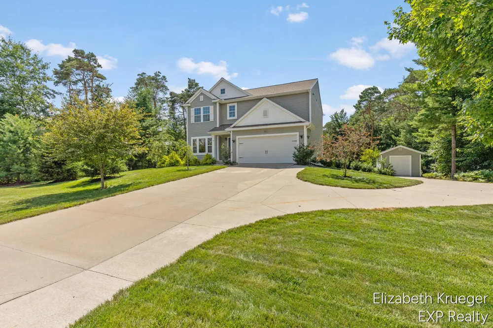 5951 S Sheridan Drive Fruitport Charter Township, MI 49444