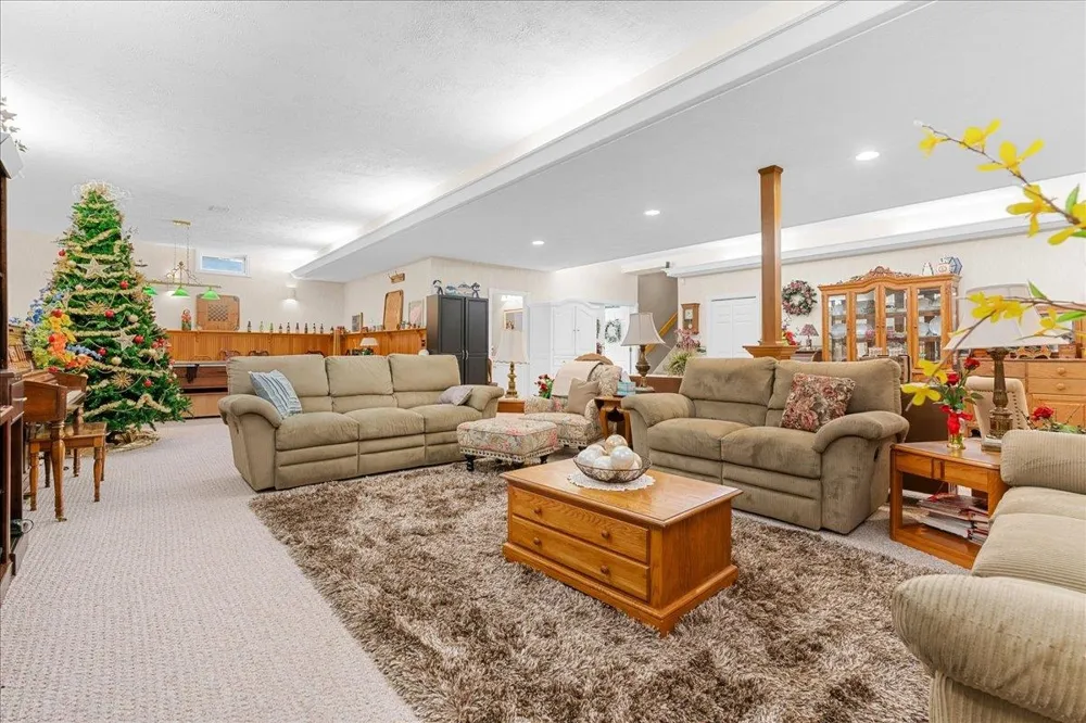 1851 Chipman Road Owosso Charter Township, MI 48867