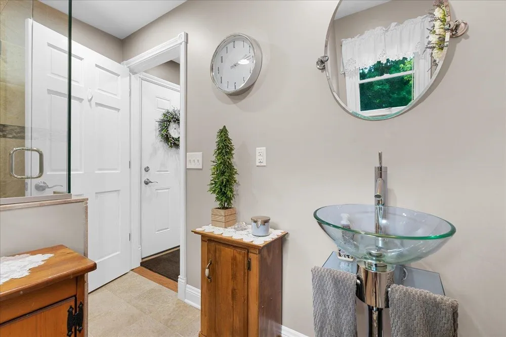 1851 Chipman Road Owosso Charter Township, MI 48867