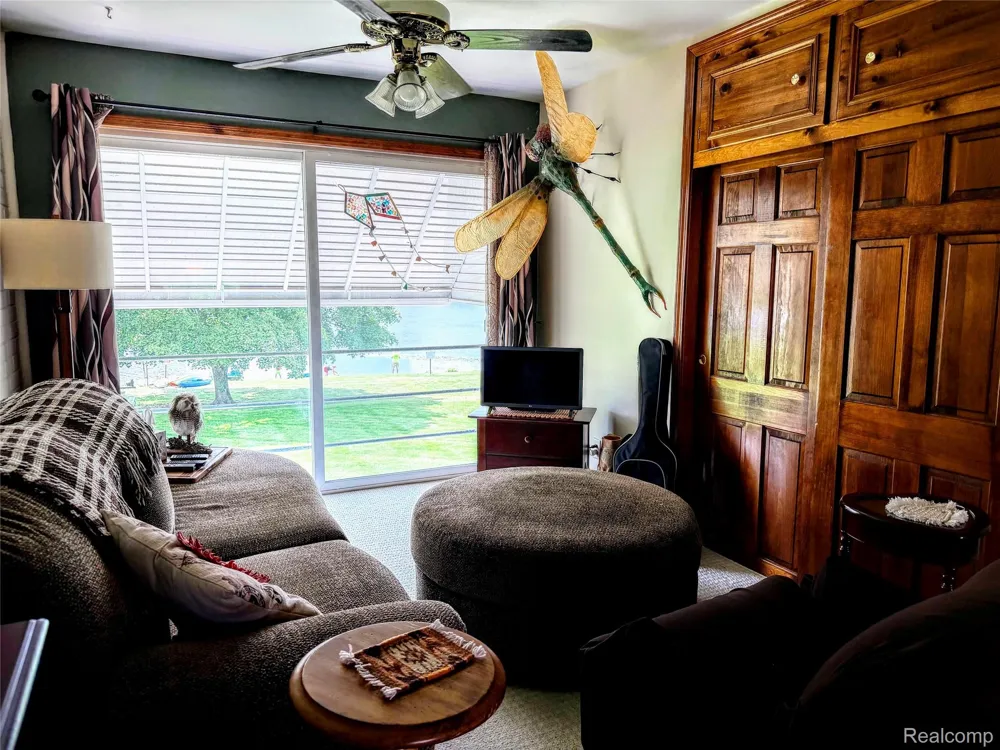 26965 Milford Road #38 Lyon Charter Township, MI 48178