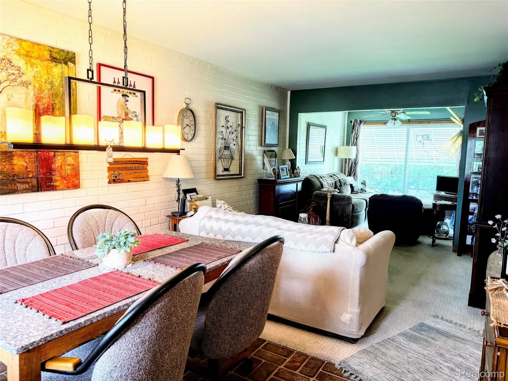 26965 Milford Road #38 Lyon Charter Township, MI 48178