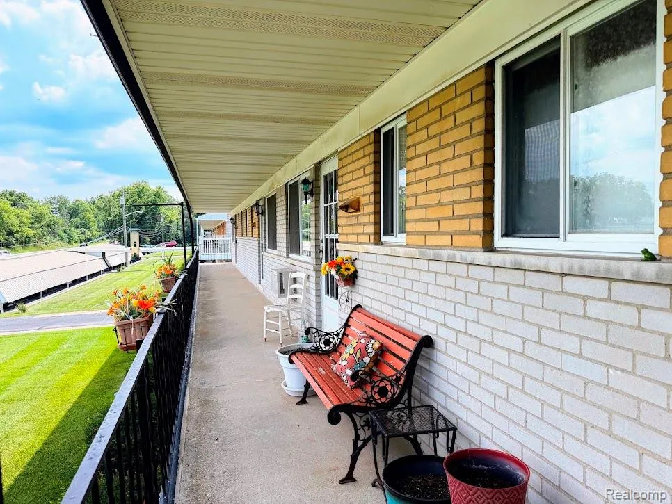 26965 Milford Road #38 Lyon Charter Township, MI 48178