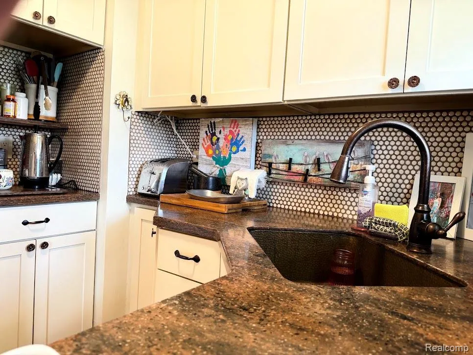 26965 Milford Road #38 Lyon Charter Township, MI 48178