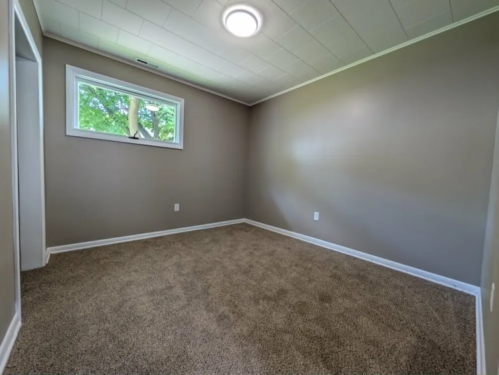 1232 E Superior Street Alma City, MI 48801