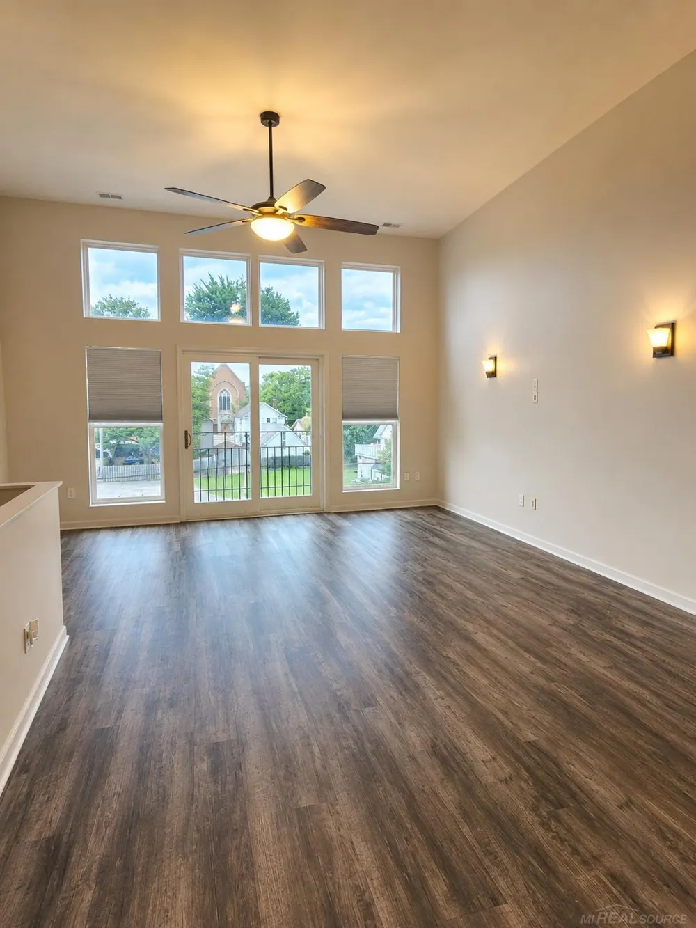 66 Clinton Street Mt Clemens City, MI 48043
