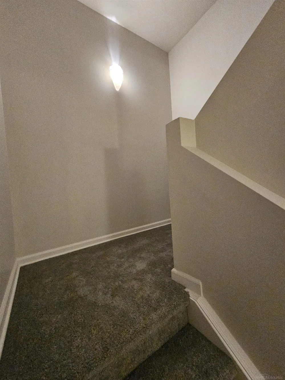66 Clinton Street Mt Clemens City, MI 48043