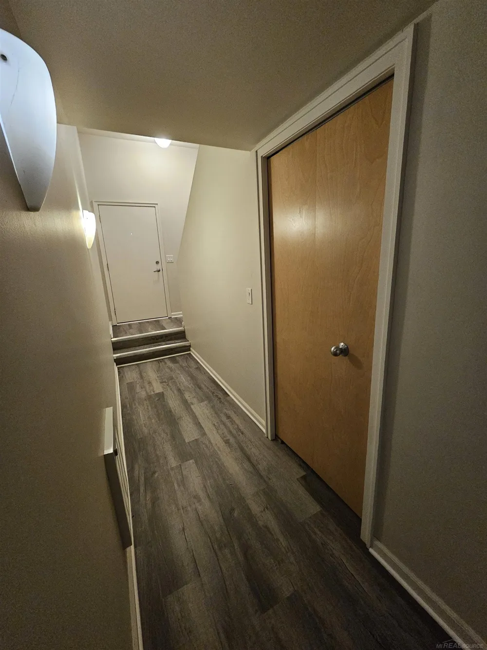 66 Clinton Street Mt Clemens City, MI 48043