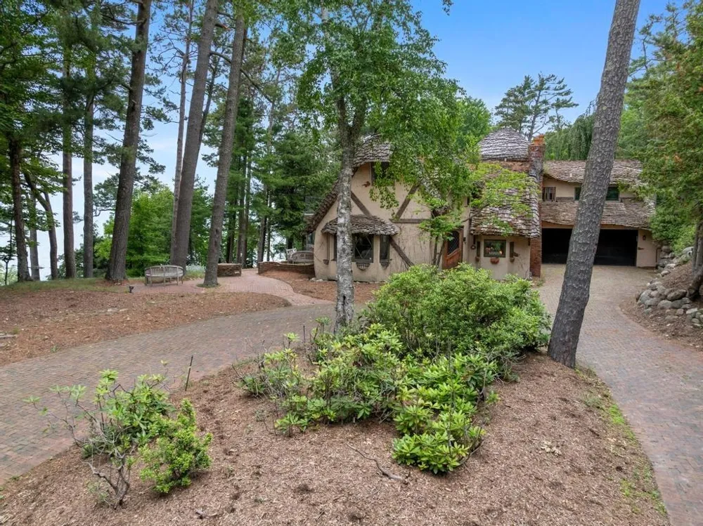 13987 Division Street Charlevoix Township, MI 49720