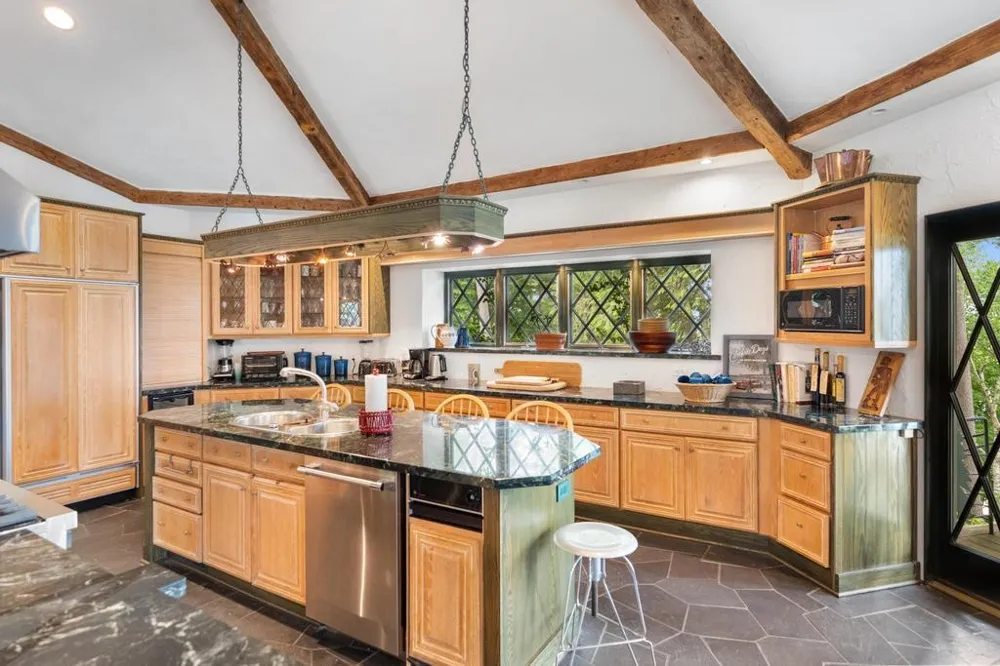13987 Division Street Charlevoix Township, MI 49720