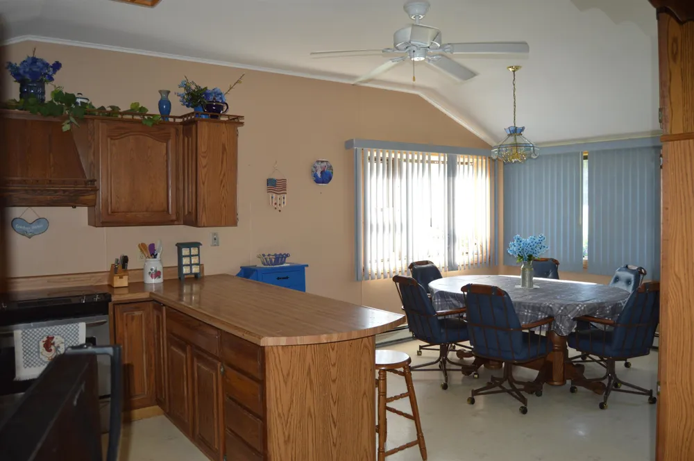 7310 W M-72, W Alcona Township, MI 48728