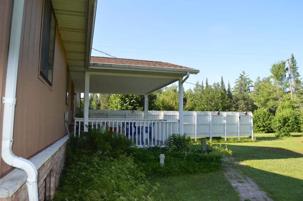 7310 W M-72, W Alcona Township, MI 48728