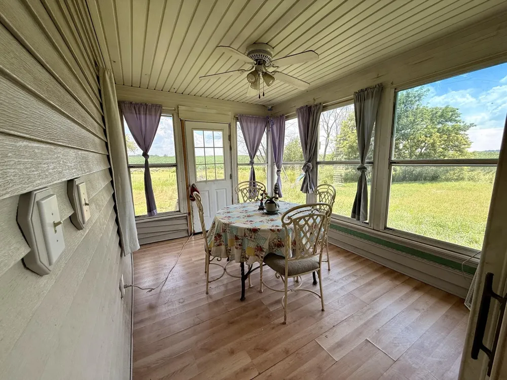 8565 S Mount Hope Road Bloomer Township, MI 48811