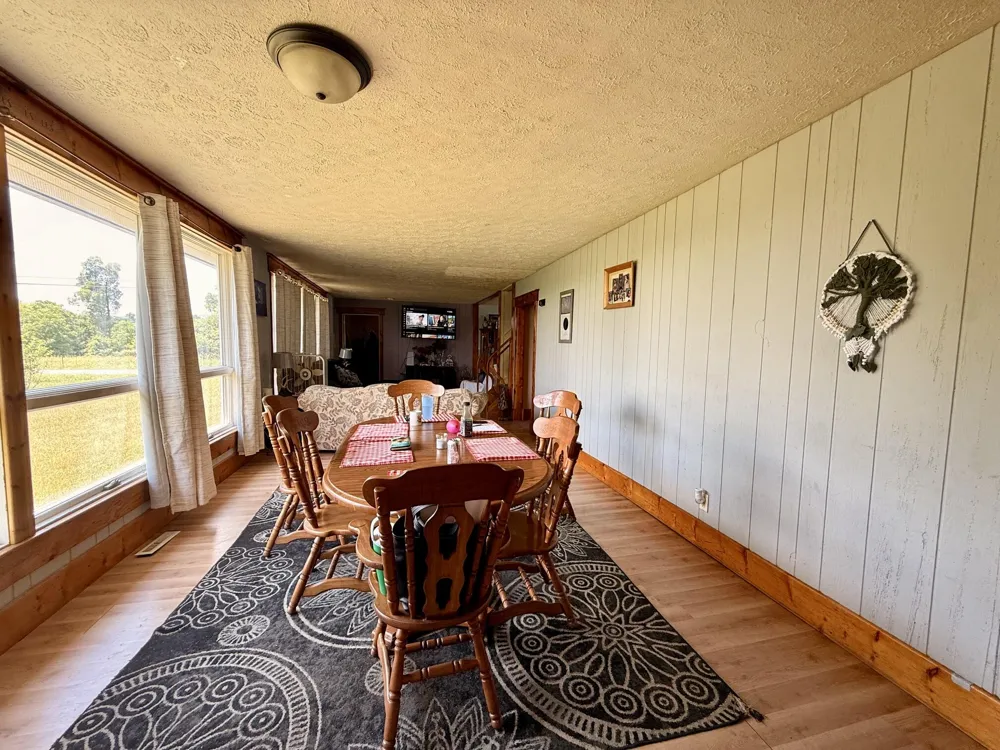 8565 S Mount Hope Road Bloomer Township, MI 48811