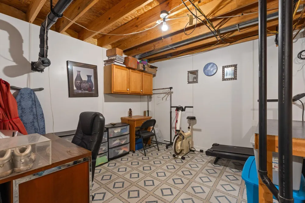 17883 Paradise Lake Calvin Township, MI 49095
