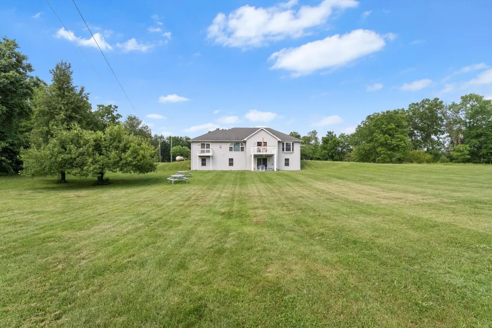 17883 Paradise Lake Calvin Township, MI 49095