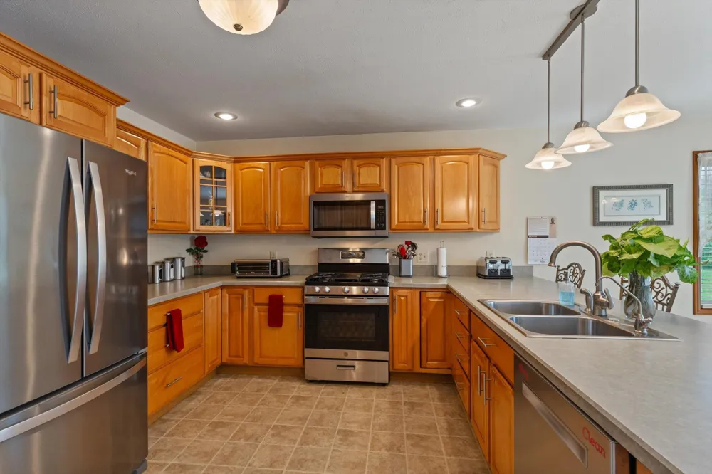 17883 Paradise Lake Calvin Township, MI 49095