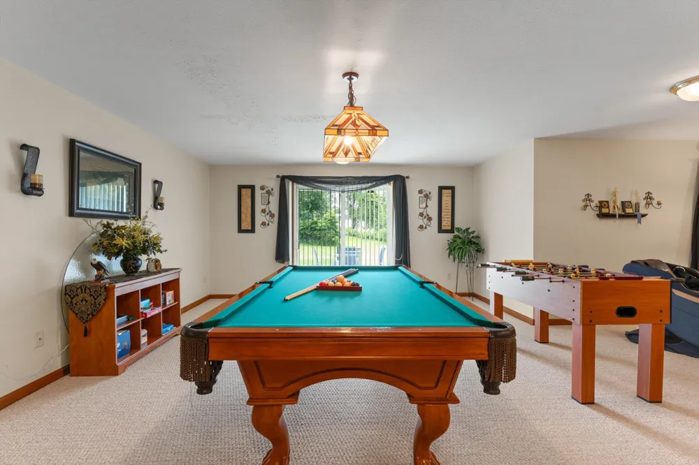 17883 Paradise Lake Calvin Township, MI 49095