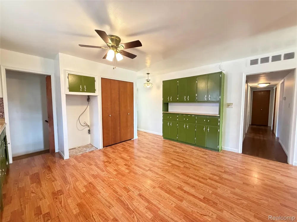 1861 Grange Road Trenton City, MI 48183