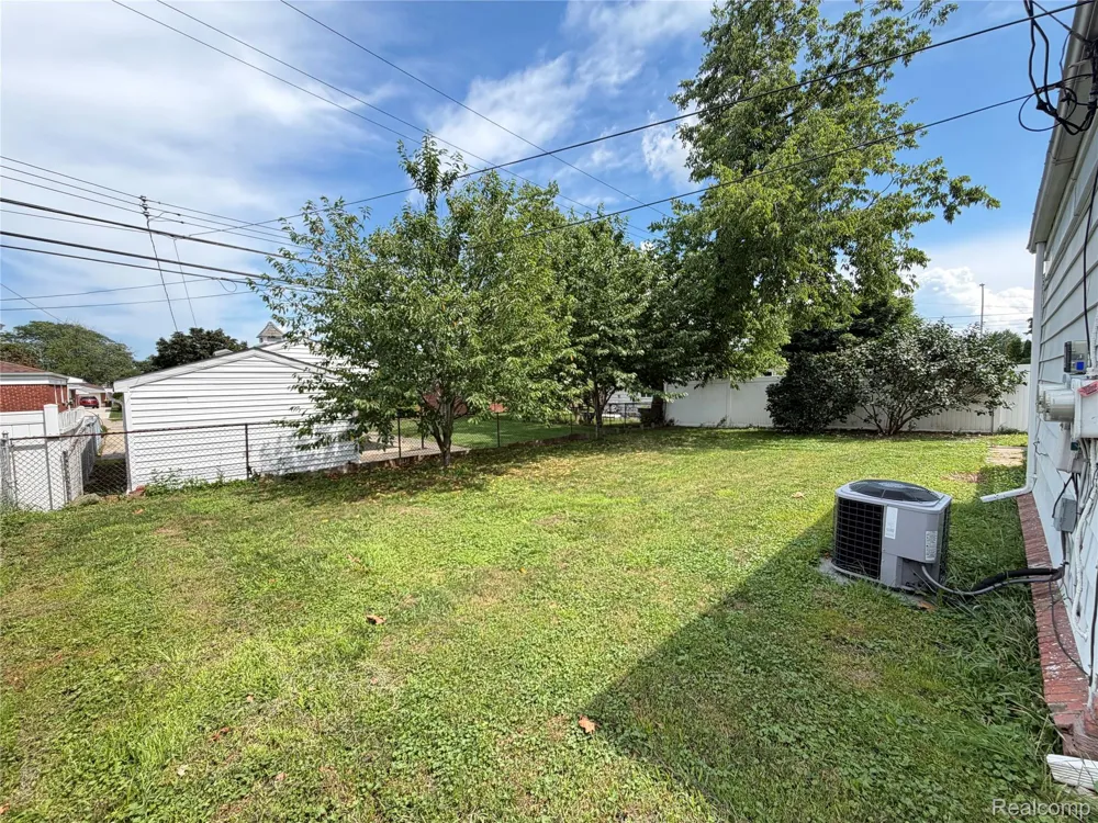 1861 Grange Road Trenton City, MI 48183