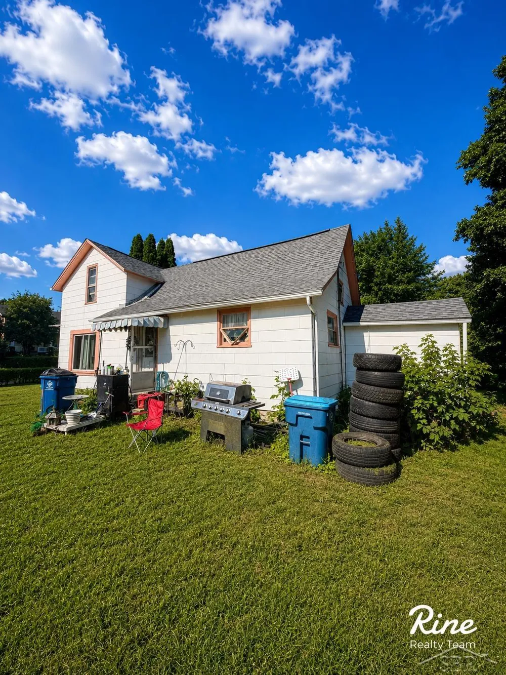 42 W Main Street Mayville Village, MI 48744
