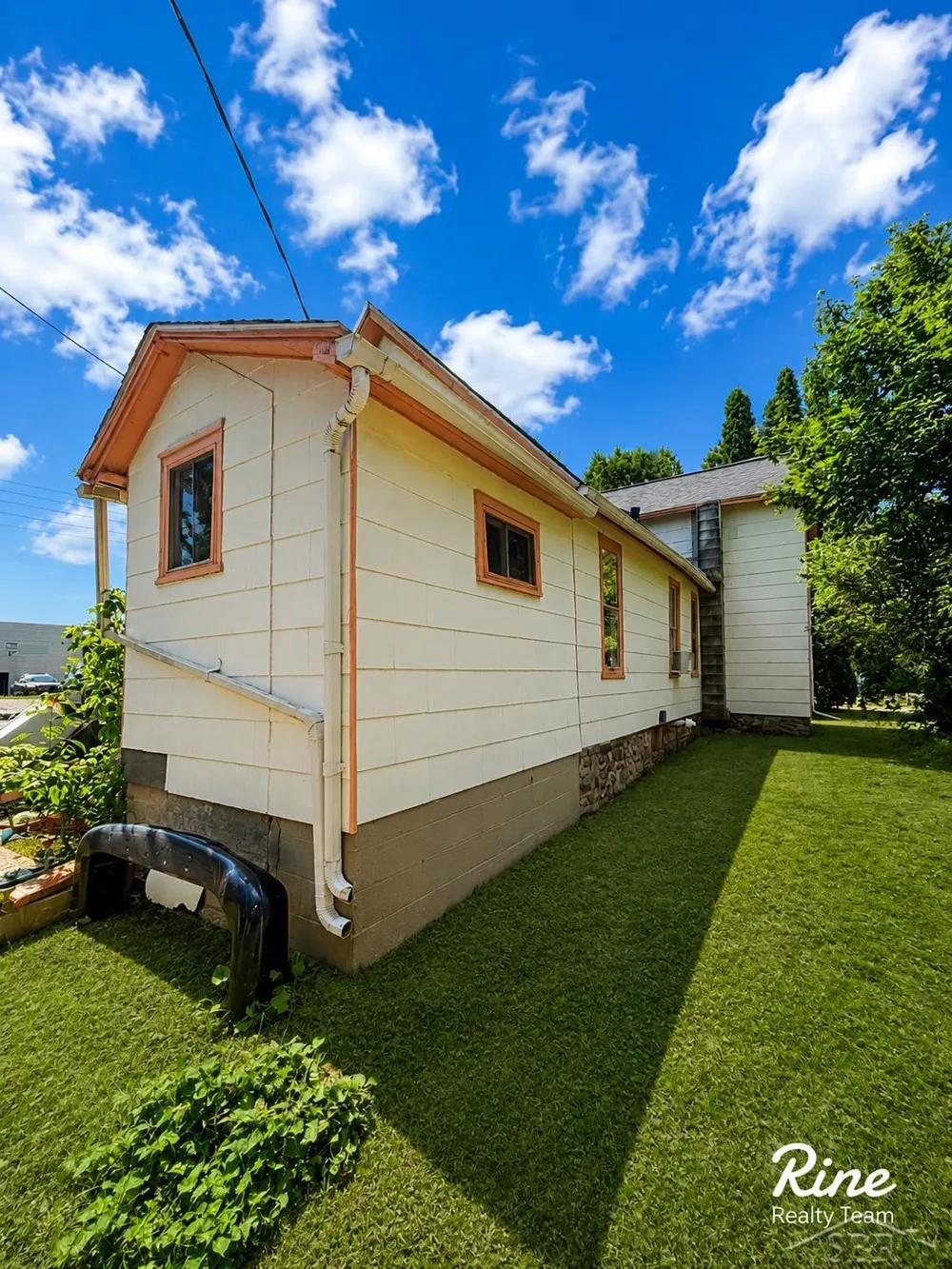42 W Main Street Mayville Village, MI 48744