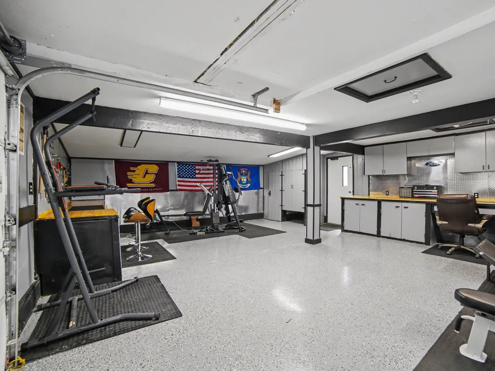 1615 Havenga Street Laketon Township, MI 49445