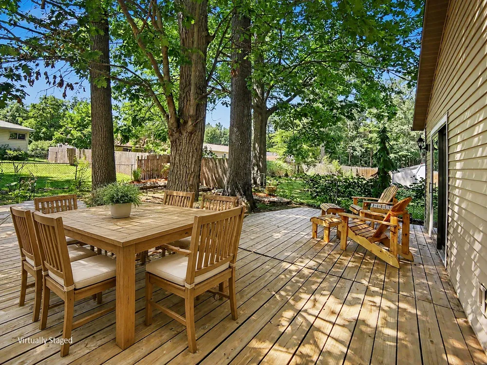 1615 Havenga Street Laketon Township, MI 49445
