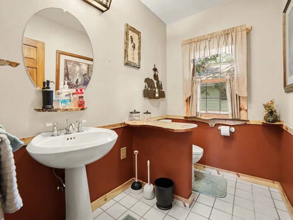 1615 Havenga Street Laketon Township, MI 49445
