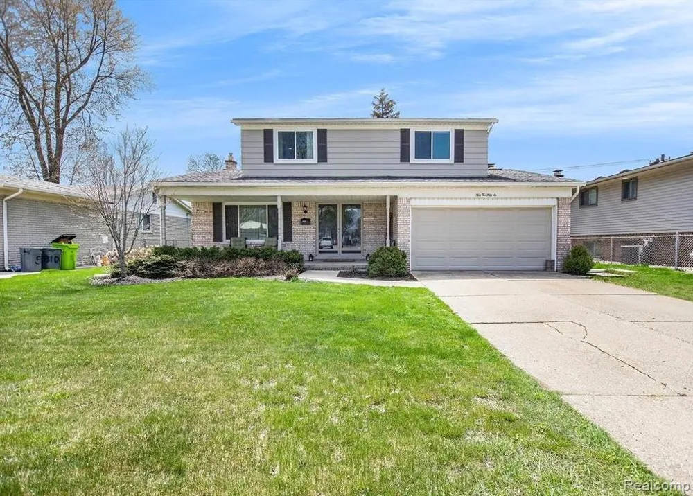 5256 Dickson Drive Sterling Heights City, MI 48310