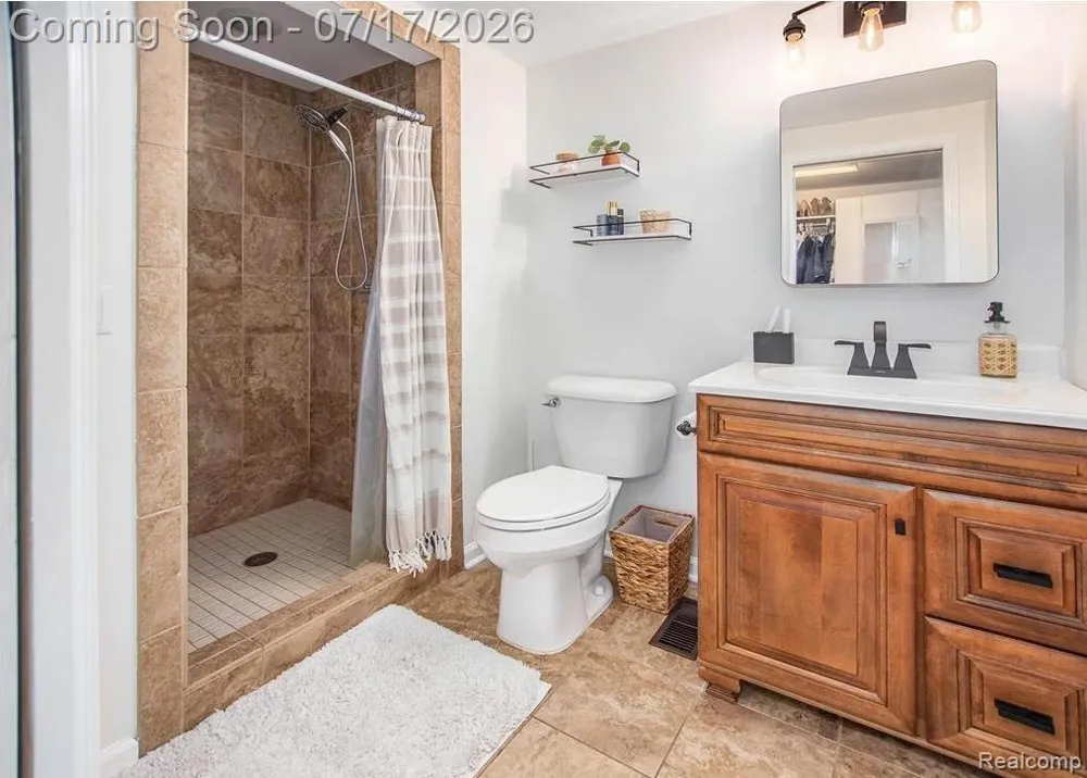 5256 Dickson Drive Sterling Heights City, MI 48310