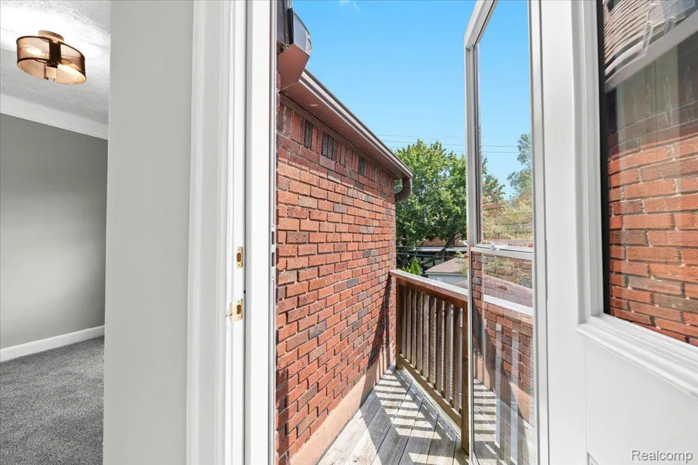 312 MCKINLEY AVENUE Grosse Pointe Farms City, MI 48236