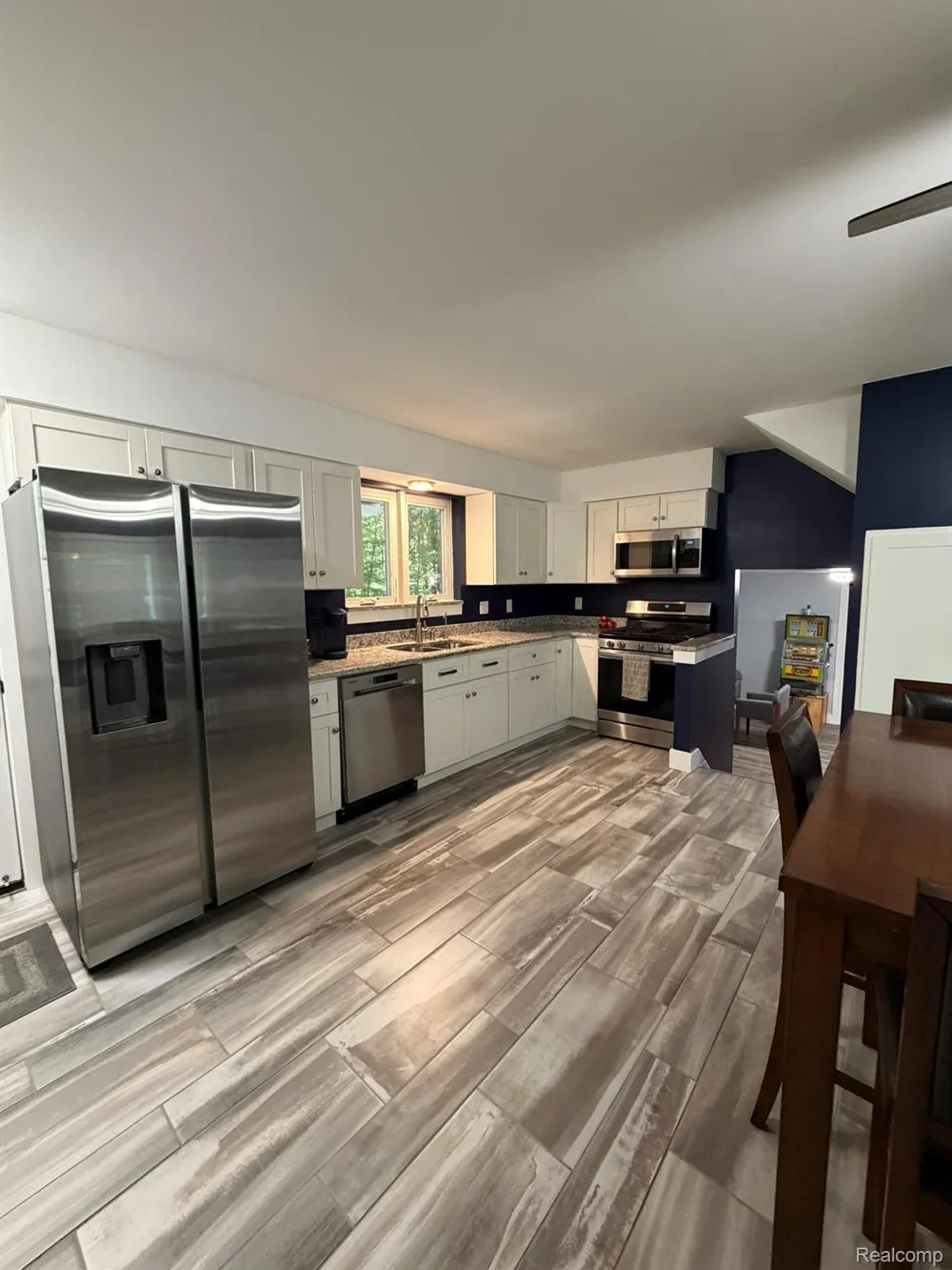 825 Rowlinson Lane Ortonville Village, MI 48462