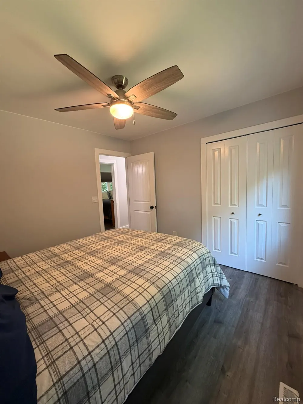 825 Rowlinson Lane Ortonville Village, MI 48462