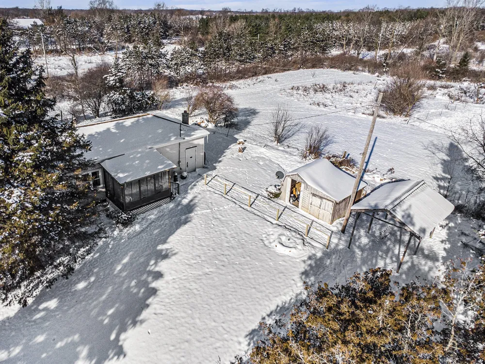 19647 L DRIVE Lee Township, MI 49068