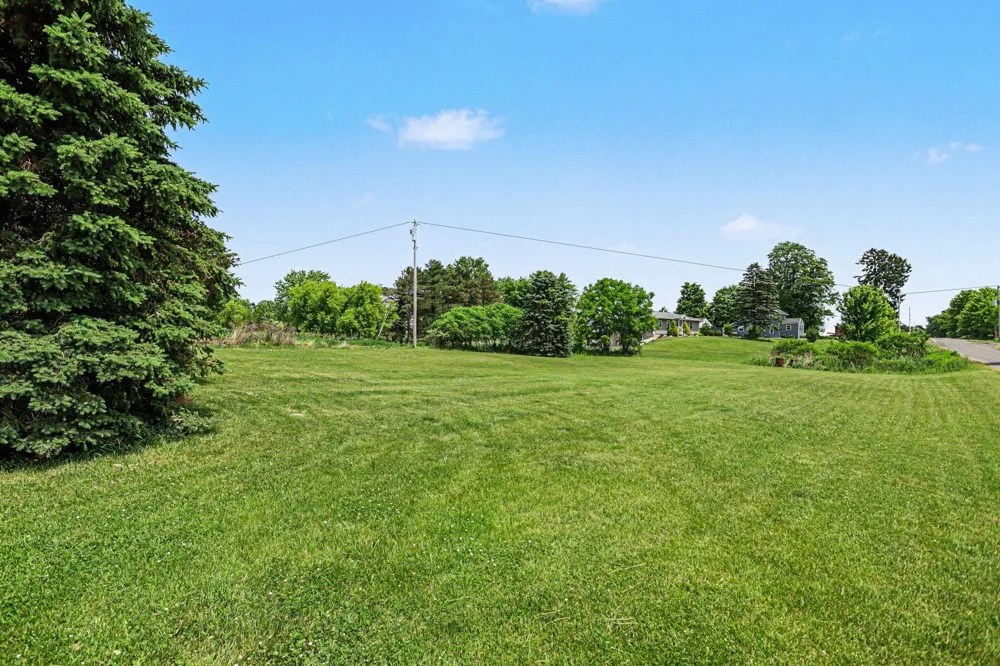 19647 L DRIVE Lee Township, MI 49068