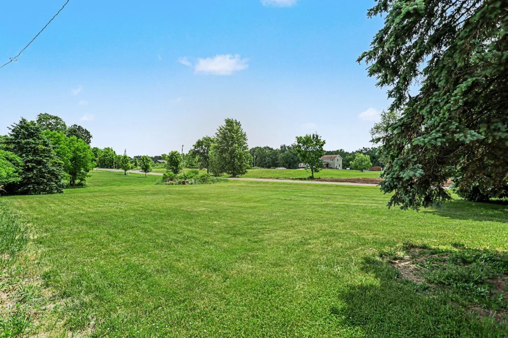 19647 L DRIVE Lee Township, MI 49068