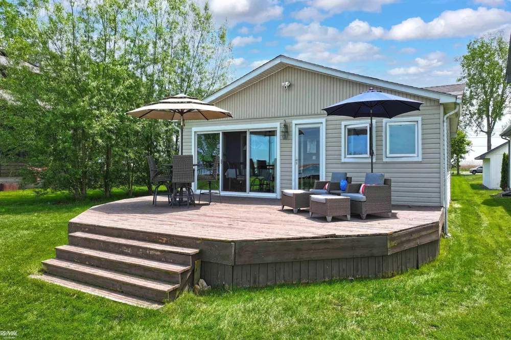 7054 Middle Channel Lane Clay Township, MI 48028
