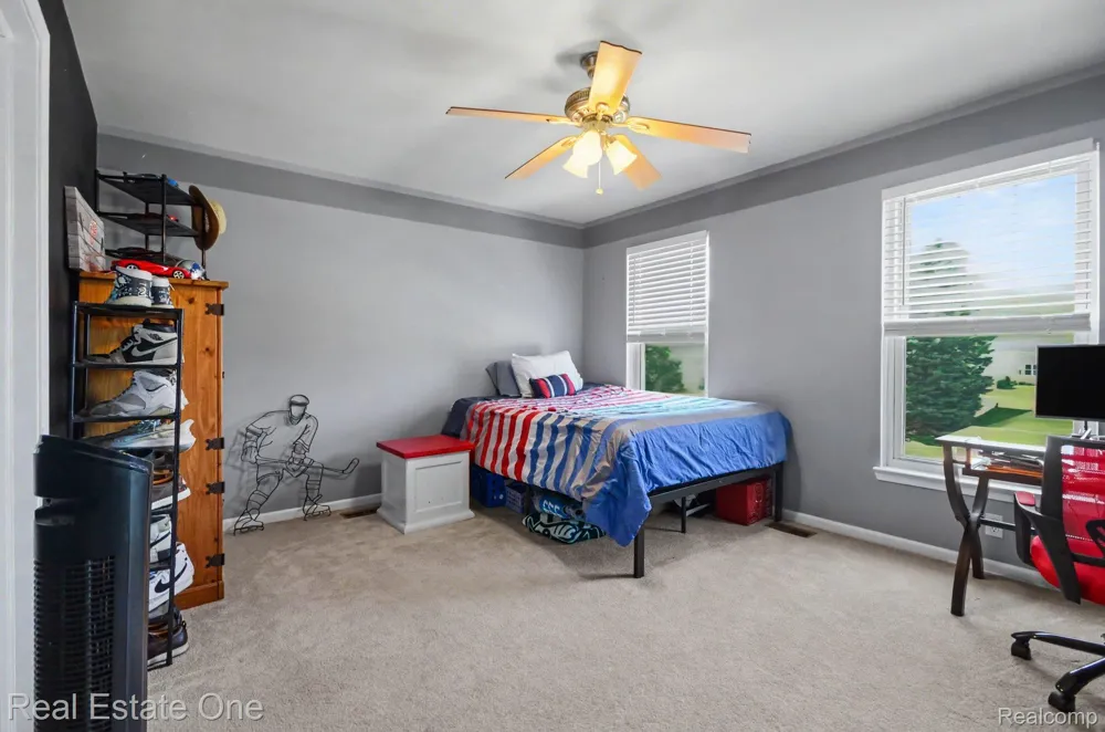 1809 Cheshire Lane Commerce Charter Township, MI 48382